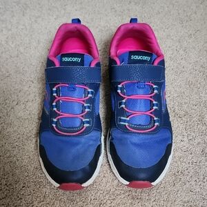Saucony Navy and Pink Athletic Shoes